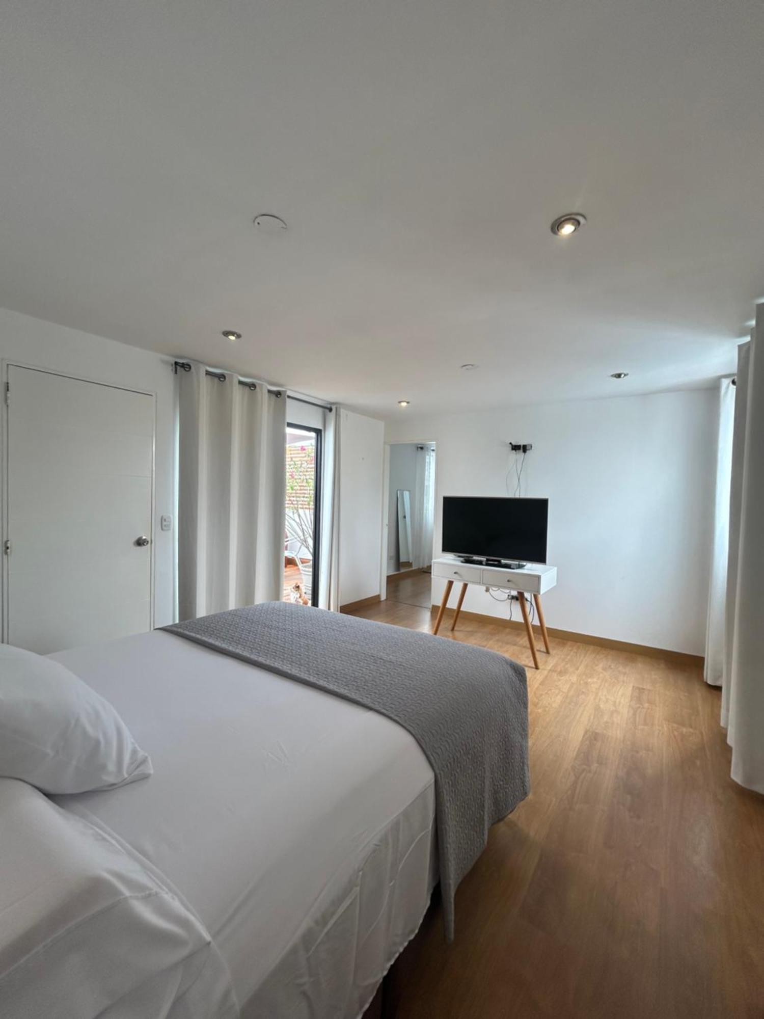 Mar Private Rooms Lima Bagian luar foto